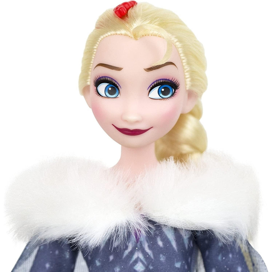 Disney Olafs Frozen Adventure Elsa Play Doll Treasured Traditions Accessories Hasbro Image 4