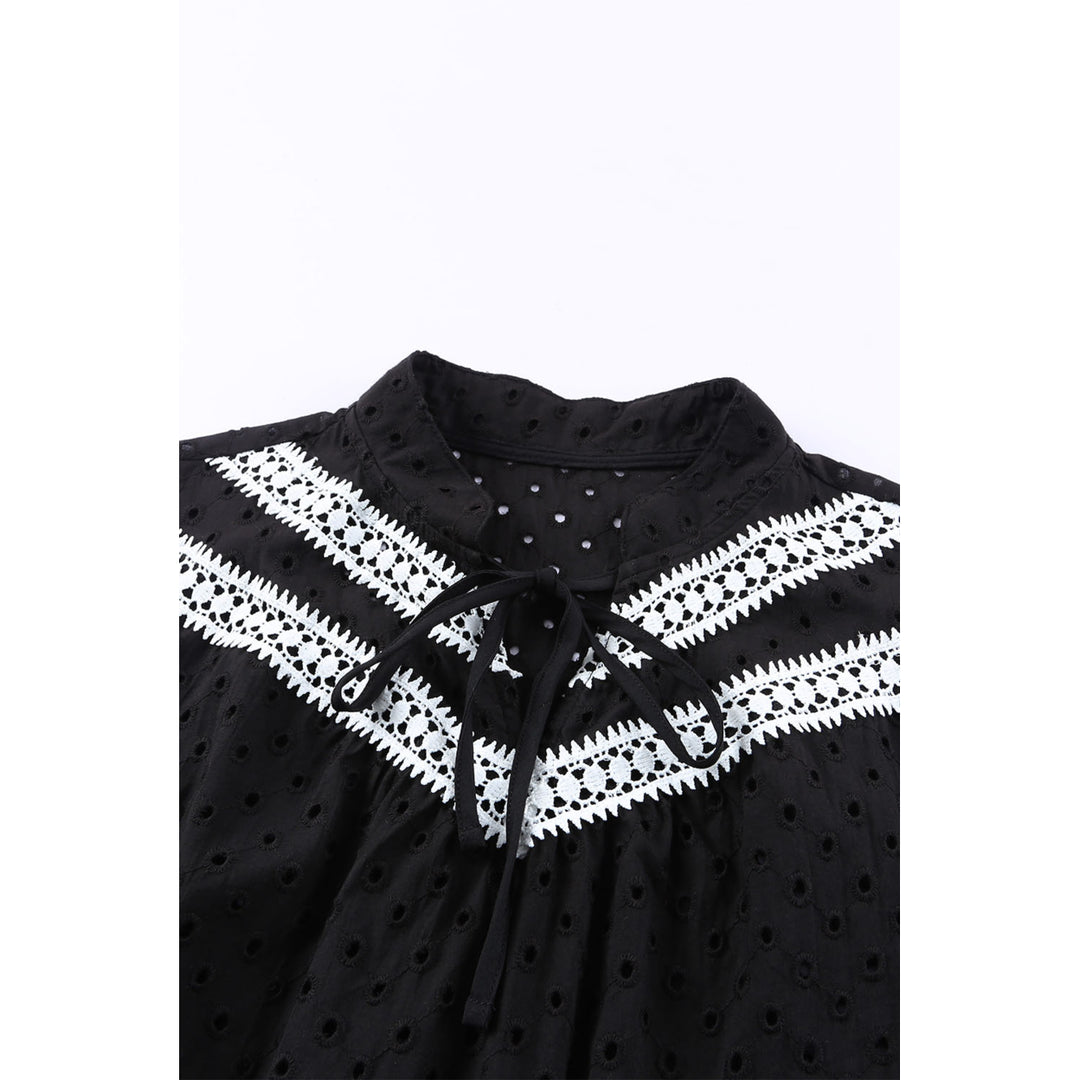 Womens Black Lace Crochet Hollow Out Sleeveless Blouse Image 3
