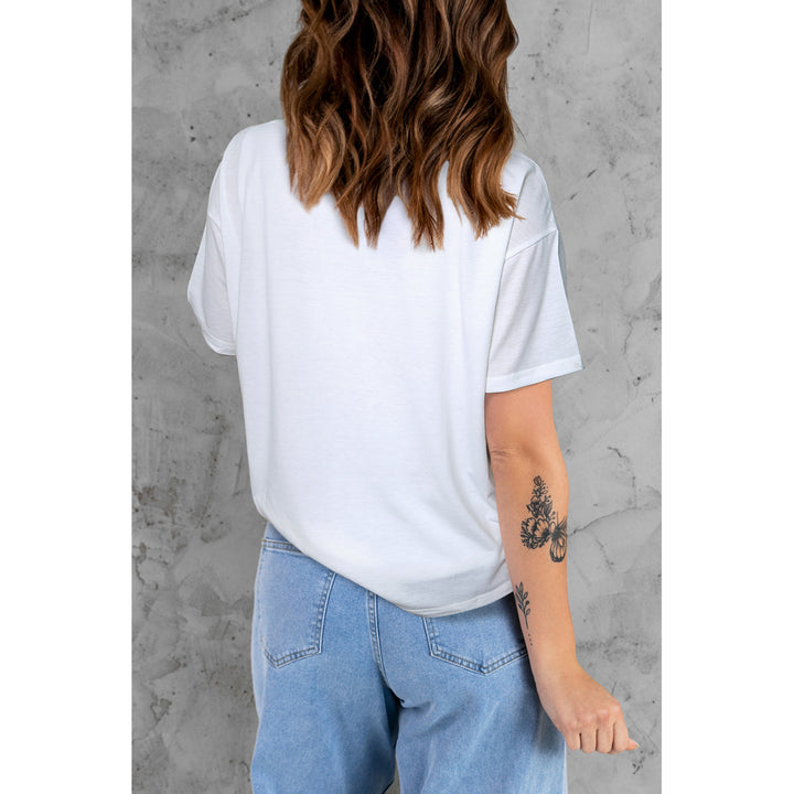 Womens White V Neck Short Sleeve T-shirt with Pocket Image 2