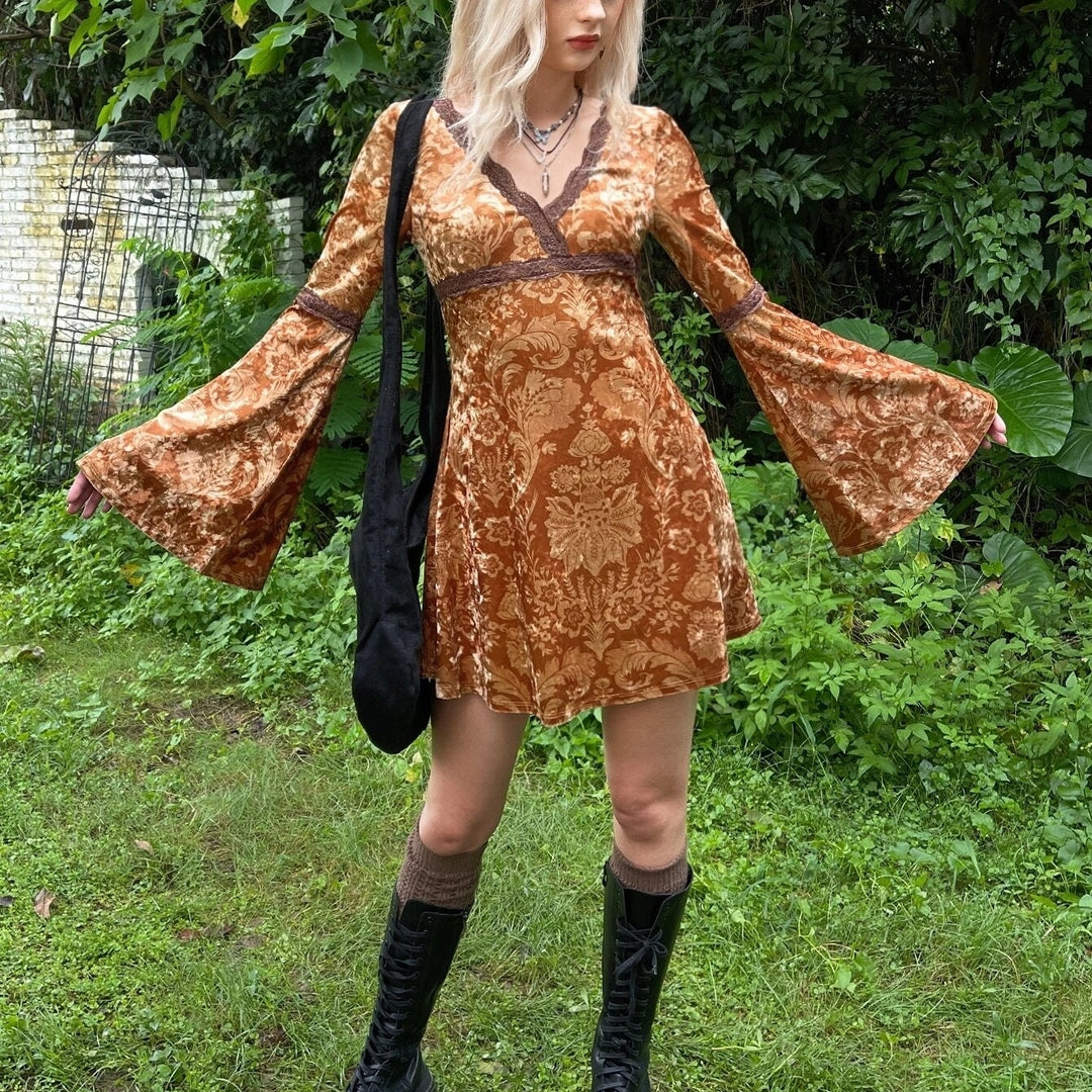 Grunge Floral Print Lace Trim Flounce Sleeve Dress Image 3