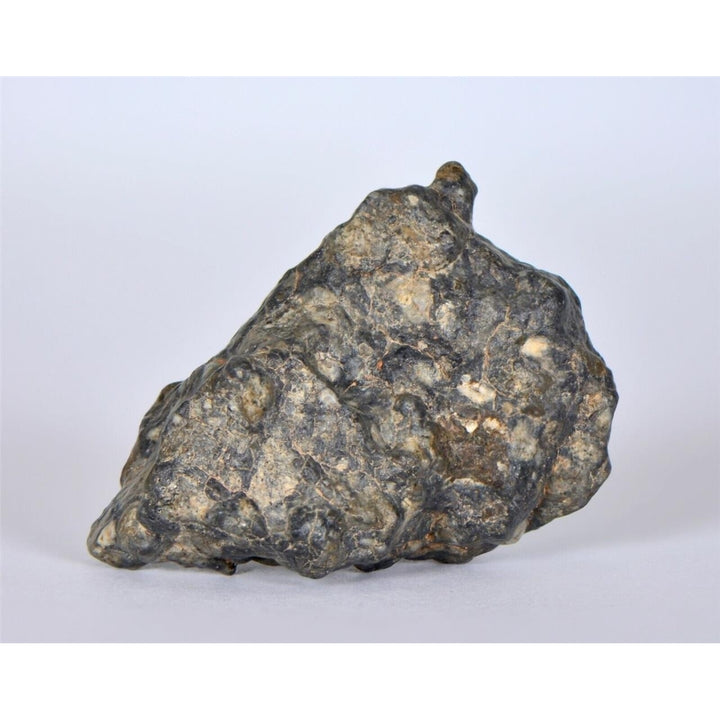 Lunar Meteorite 18.33g I Lunar Breccia I TOUAT 005 - TOP METEORITE Image 2