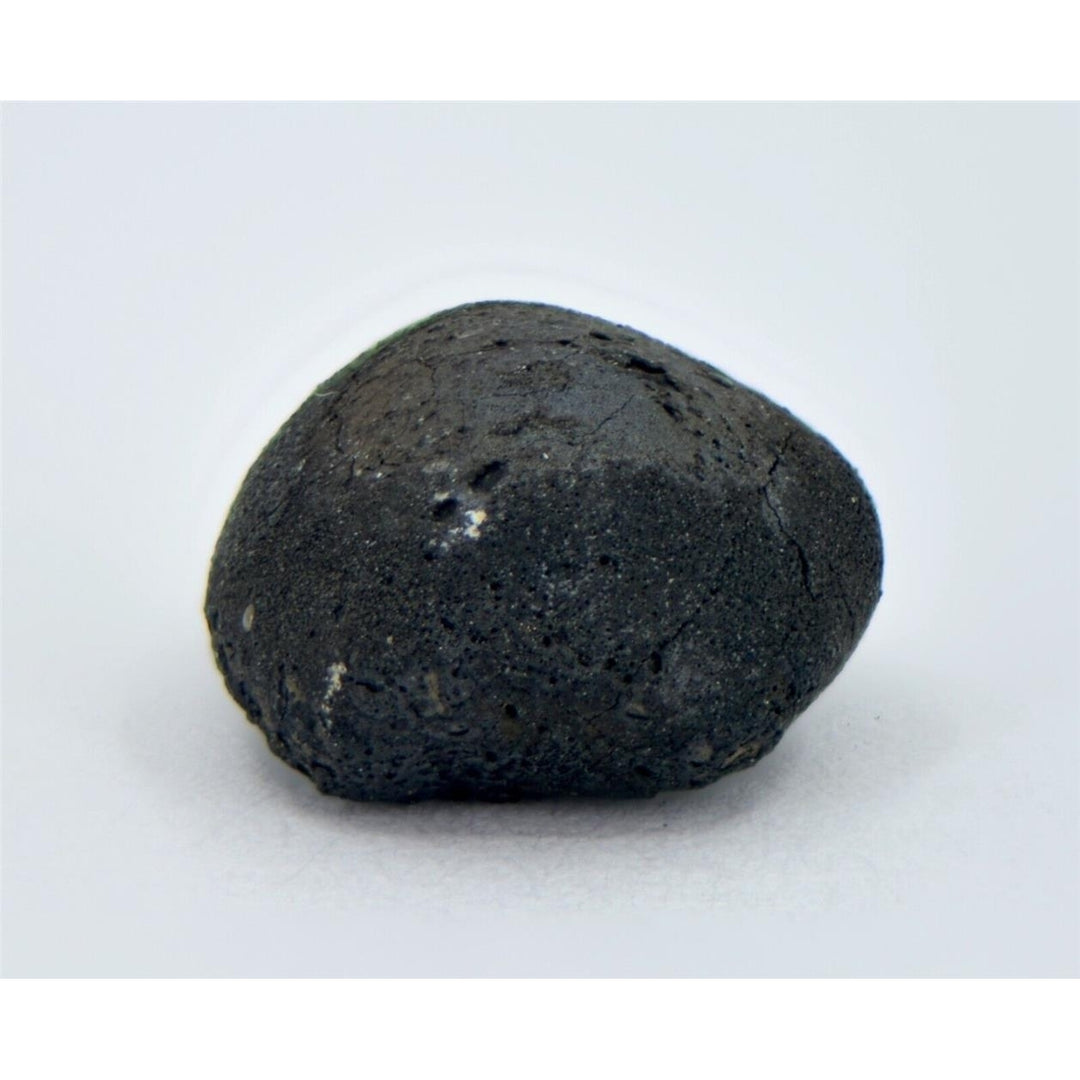 0.68g C2-ung TARDA Carbonaceous Chondrite Meteorite - TOP METEORITE Image 4