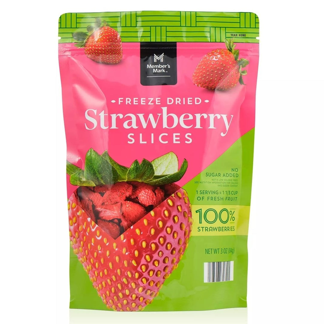 Members Mark Freeze Dried Strawberry Slices (3 Ounce) Image 1