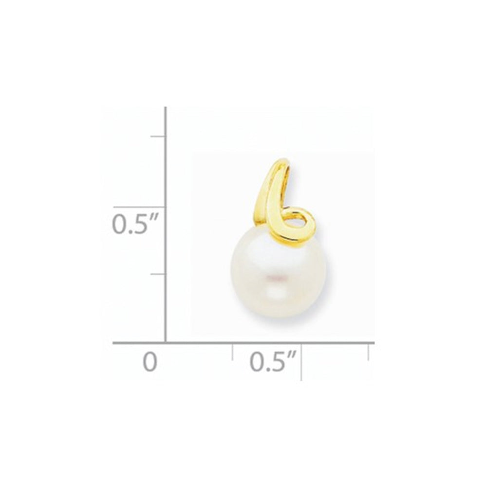 White Freshwater Cultured Pearl 8-9mm Pendant Necklace in 14K Yellow Gold with Chain Image 2