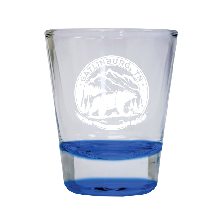 Gatlinburg Tennessee Laser Etched Souvenir 1.5 Ounce Shot Glass Round Image 1