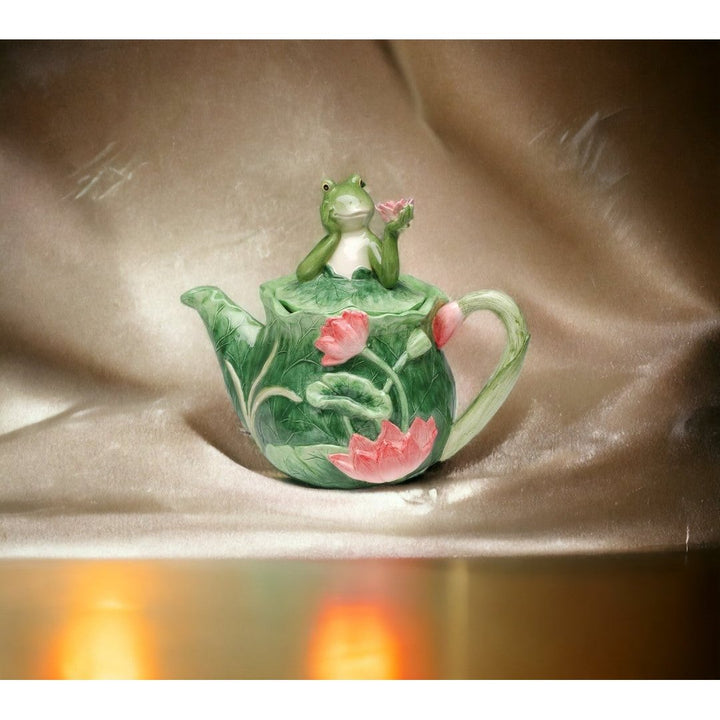 Handcrafted Ceramic Frog Teapot 24oz 8 3/4" Image 2