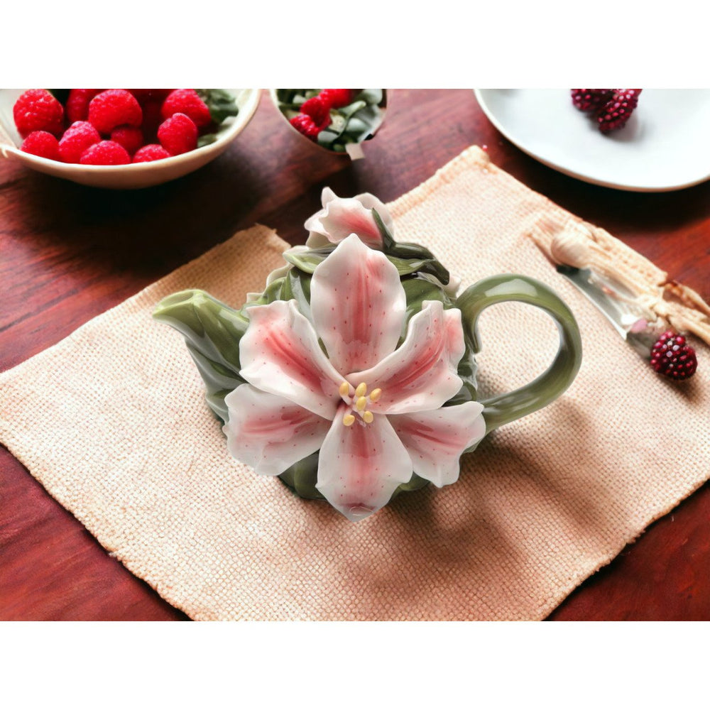 Ceramic Lily Flower Teapot 8oz 6.25in Farmhouse Kitchen Tea Image 2