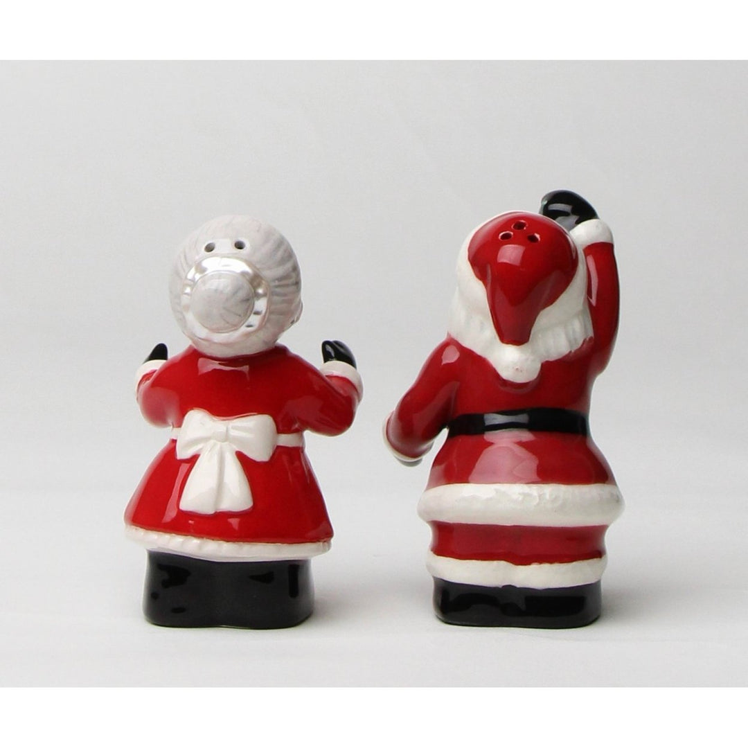 Interracial Santa and Mrs Claus Salt and Pepper Shakers Ceramic Gift Image 4