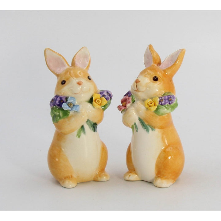 Ceramic Easter Bunny Rabbits Salt and Pepper Shakers Image 4