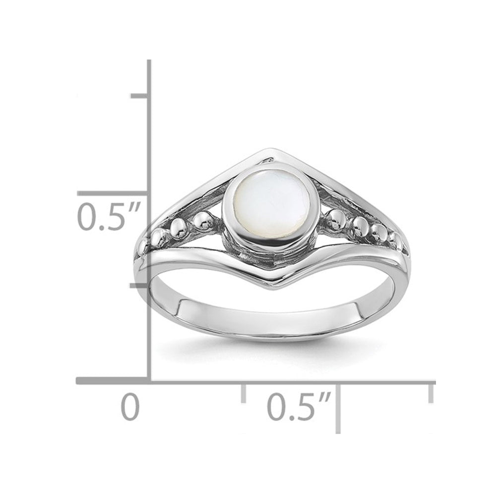 Mother of Pearl Ring in Polished Sterling Silver Image 3