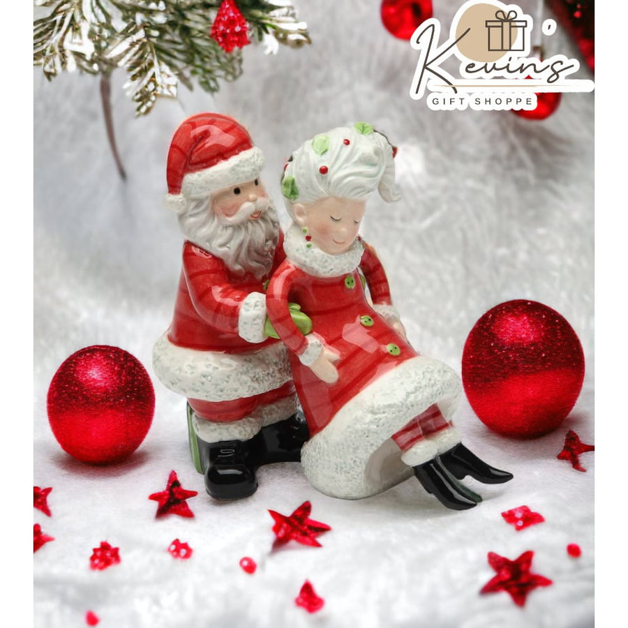 Mrs Claus Salt and Pepper Shakers Ceramic Kitchen Gift 4in Image 1