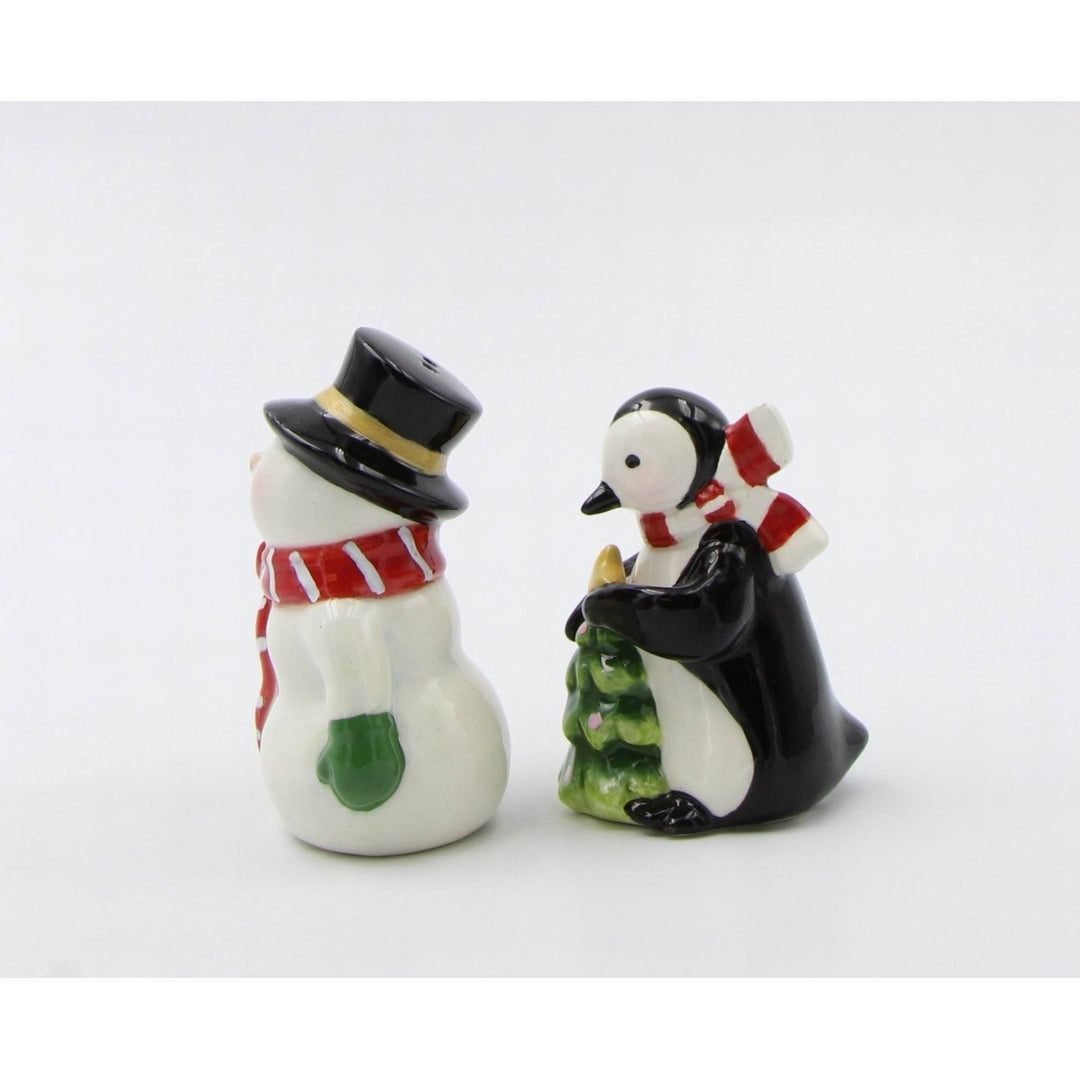 Ceramic Salt and Pepper Shakers Snowman Penguin Christmas Gift Set Image 4