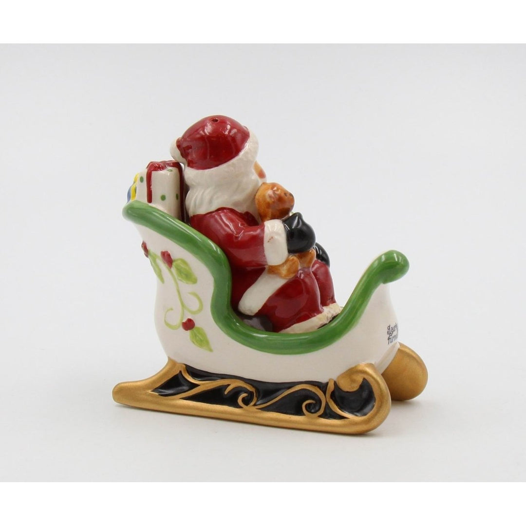 Santa Sleigh Salt and Pepper Shakers Ceramic 375 x 225 x 387 In Image 6