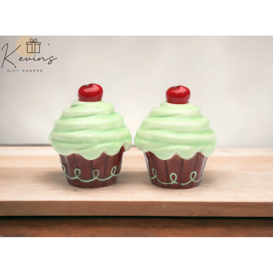 Ceramic Green Cupcake Salt and Pepper Shakers Kitchen Image 1