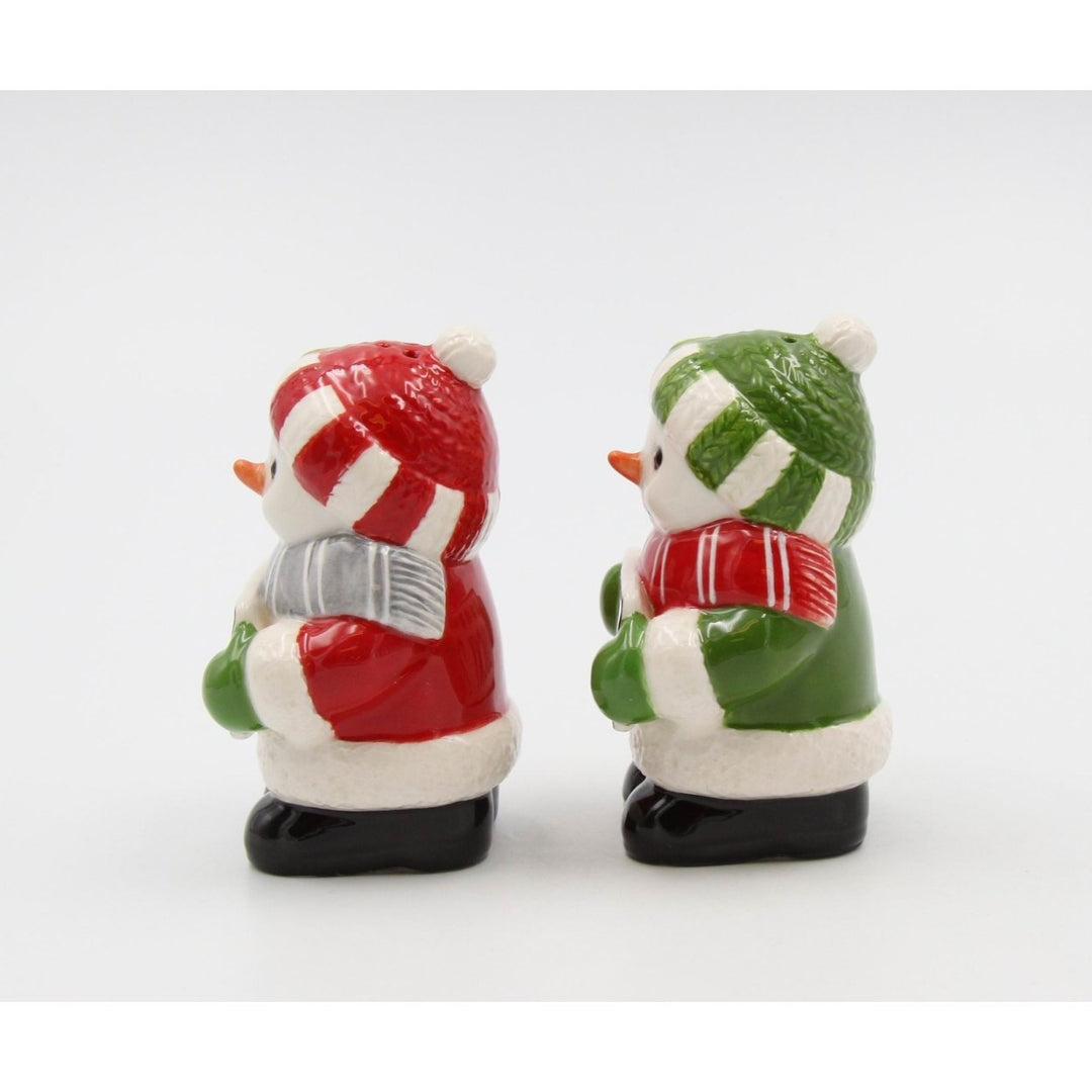 Irish Snowman Ceramic Salt and Pepper Shakers Hand Painted Gift Image 3