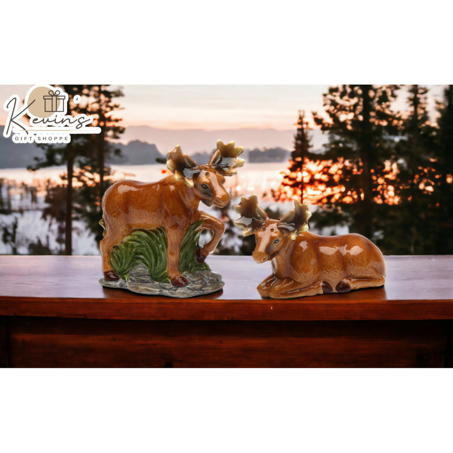 Hand Painted Ceramic Moose Couple Salt and Pepper Shakers Image 1