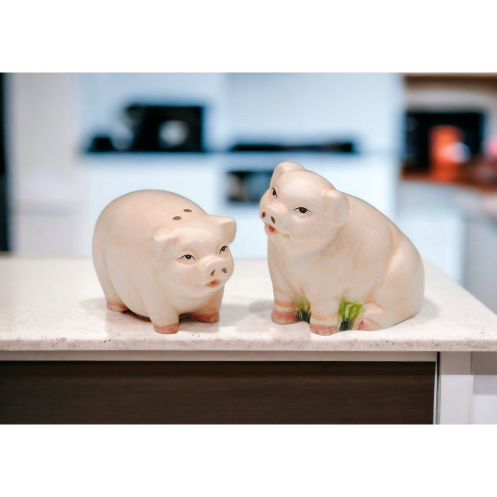 Ceramic Mini Pigs Salt and Pepper ShakersHome DcorKitchen DcorFarmhouse Dcor Image 2