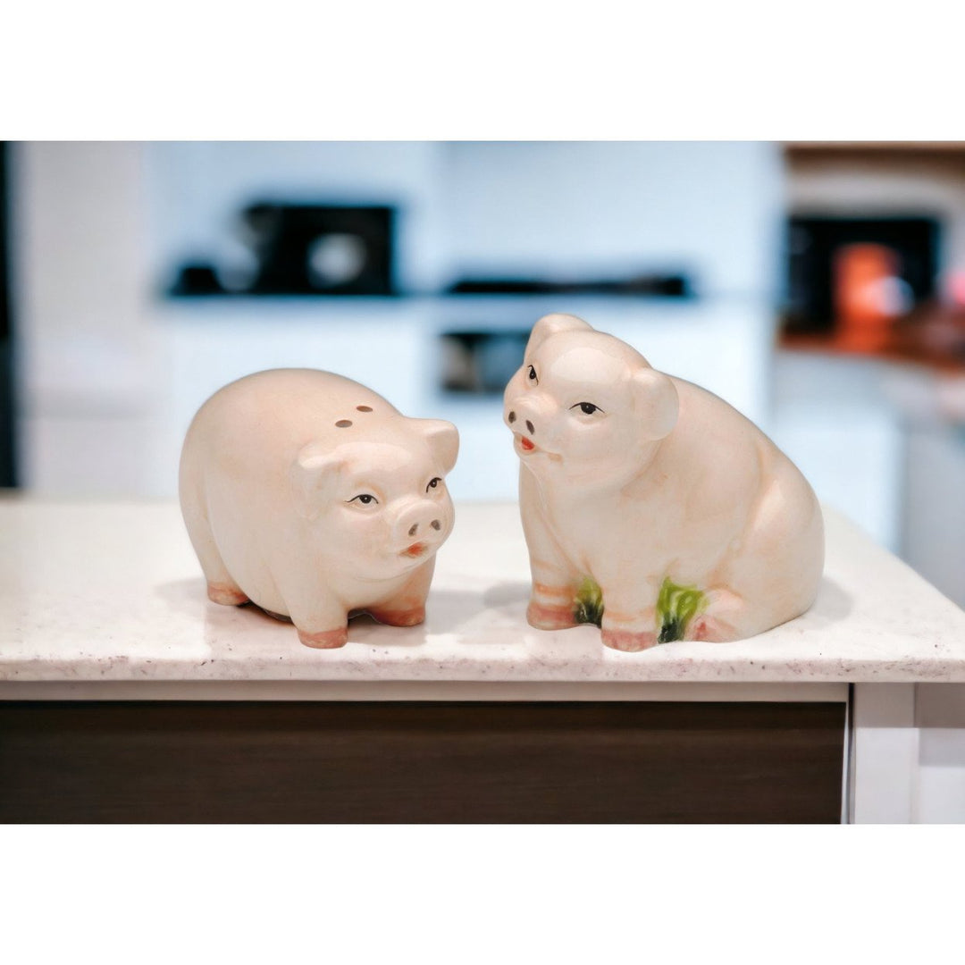 Ceramic Mini Pigs Salt Pepper Shakers 2.5in Farmhouse Gift Image 2