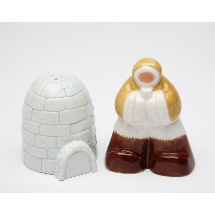 Hand Painted Ceramic Eskimo Igloo Salt and Pepper Shakers Gift Image 3