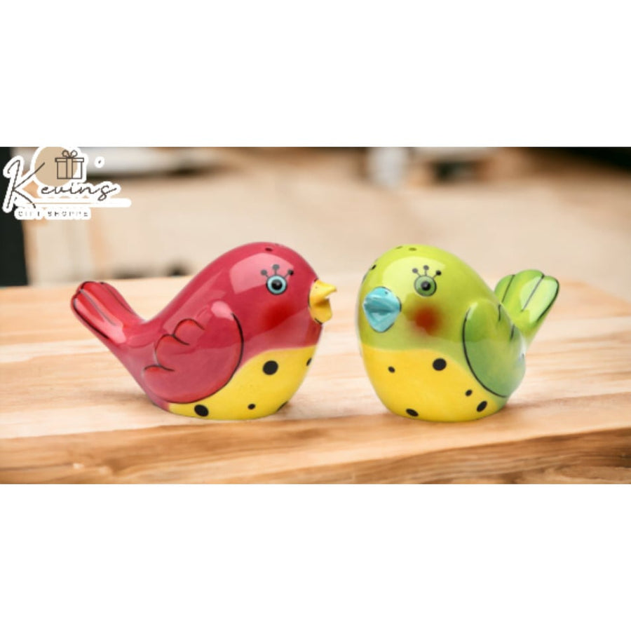 Ceramic Red Green Dotted Love Birds Salt Pepper Shakers 3 inches Image 1