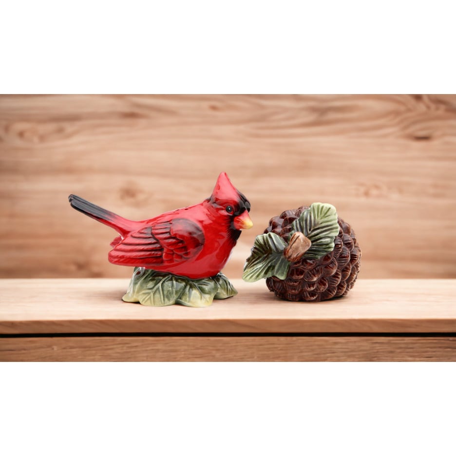 Ceramic Cardinal Bird Acorn Salt and Pepper Shakers Image 2