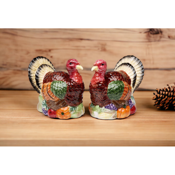 Gobble Gobble Ceramic Thanksgiving Turkey Salt and Pepper Shakers Image 2