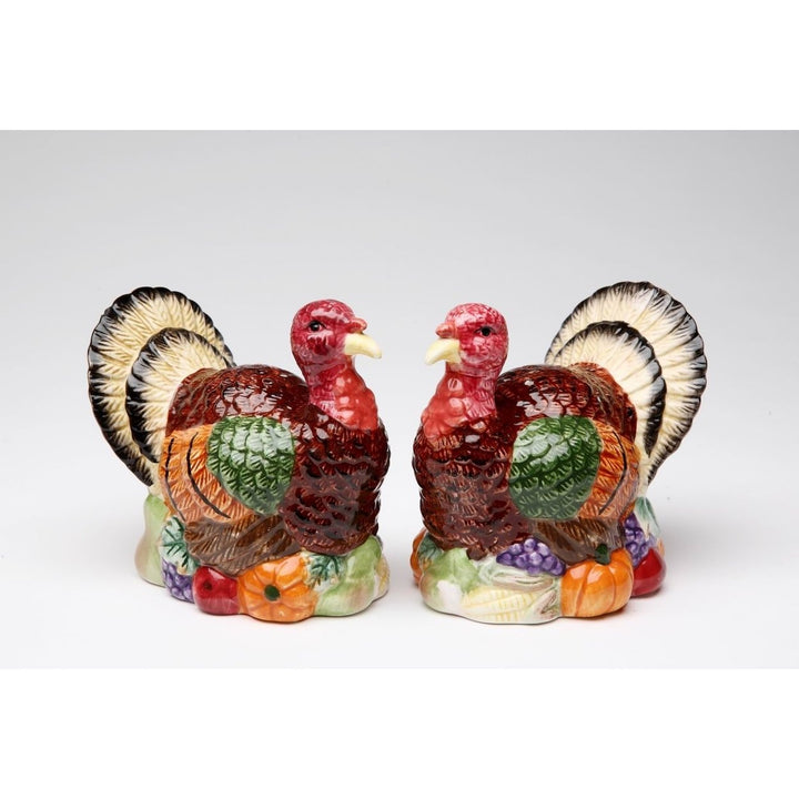 Gobble Gobble Ceramic Thanksgiving Turkey Salt and Pepper Shakers Image 3