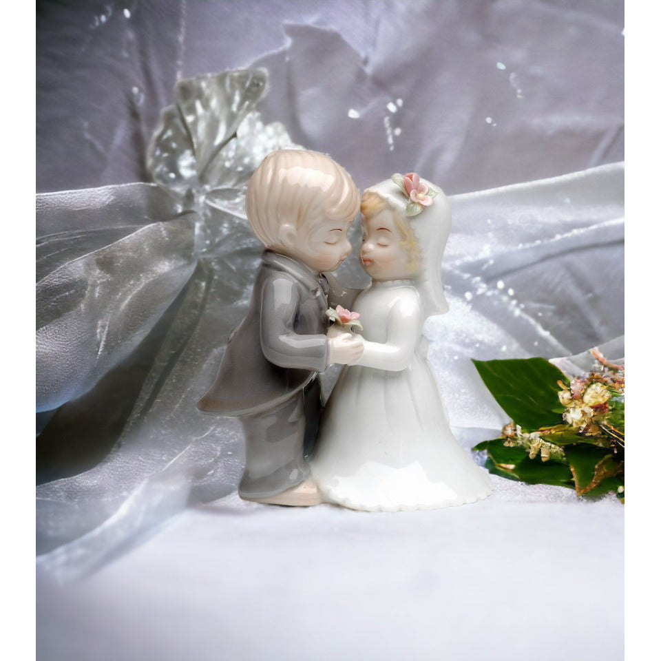 Ceramic Mini Wedding Couple Figurine 2.6x2x3.75 Gift Favor Image 2