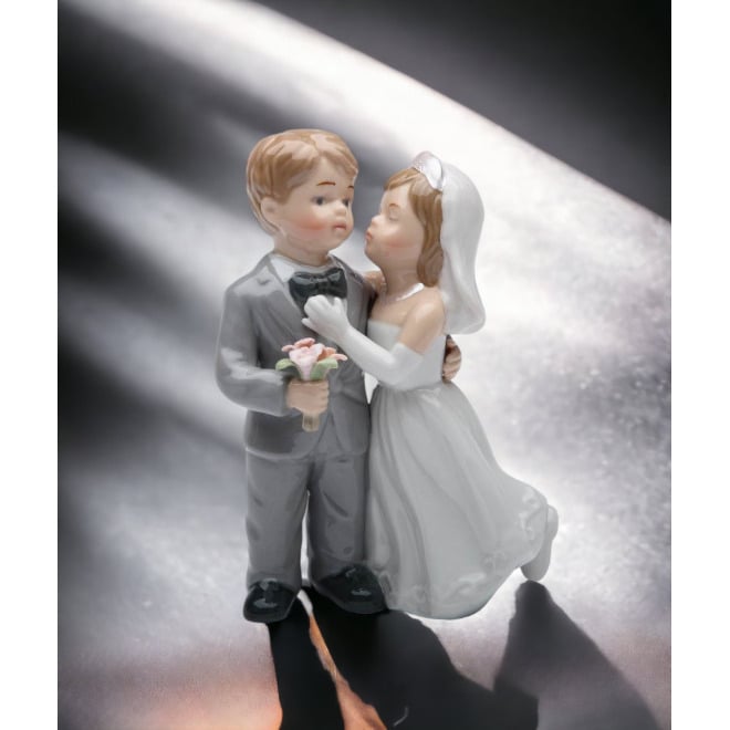 Hand Painted Ceramic Kissing Wedding Couple Figurine 5in Gift Image 1