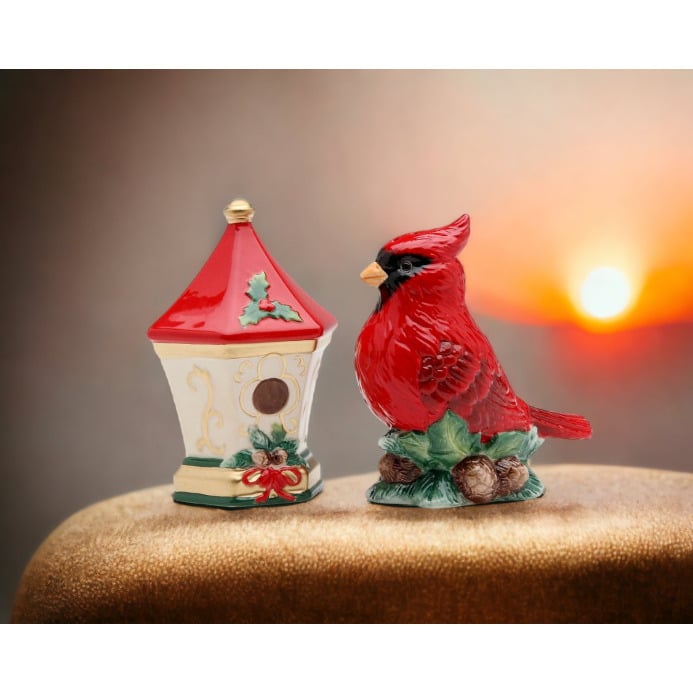 Ceramic Cardinal Bird Salt and Pepper Shakers Birdhouse Gift Image 2