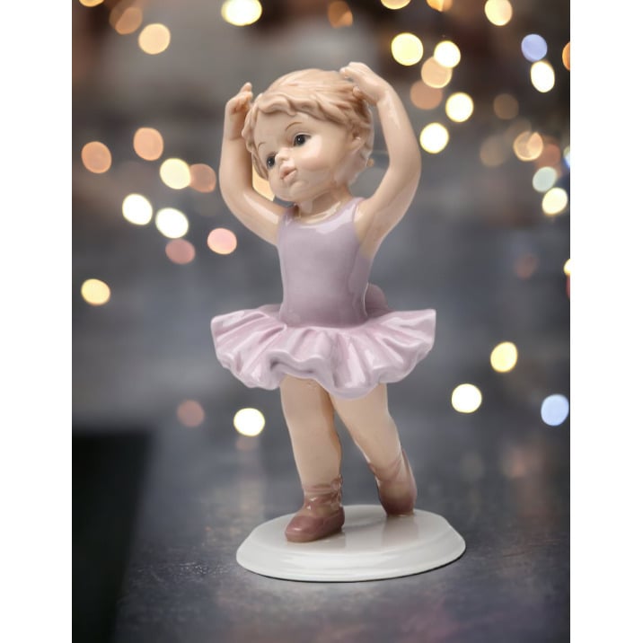 Ceramic Ballet Girl Figurine 3x2.875x5.375 Gift Image 1