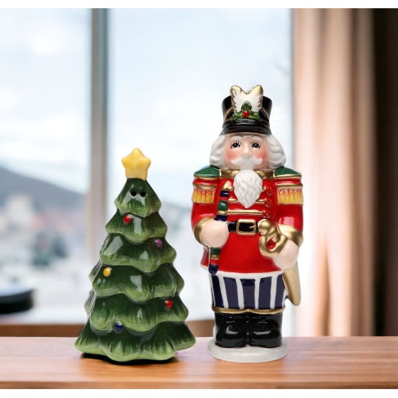 Ceramic Christmas Nutcracker Salt and Pepper Set Tree and Soldier Image 2