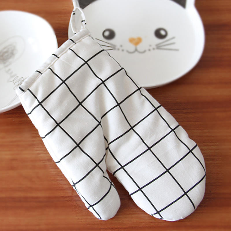 1PC Kitchen Heat Resistant Cloth Mitt Plaid Pattern Printed Baking Oven Insulation Anti-scald Glove Image 1