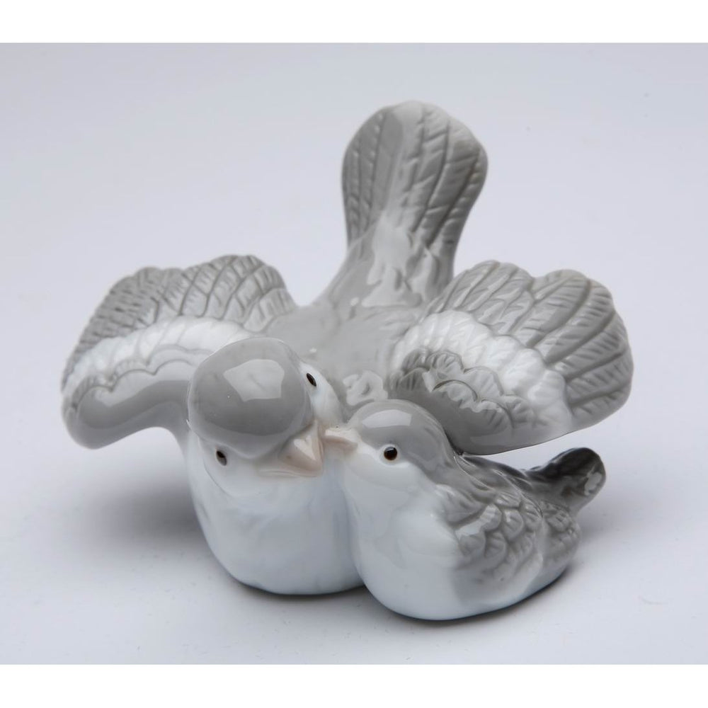 Ceramic Gray Bird Mom With Baby Bird FigurineHome DcorKitchen Dcor, Image 2