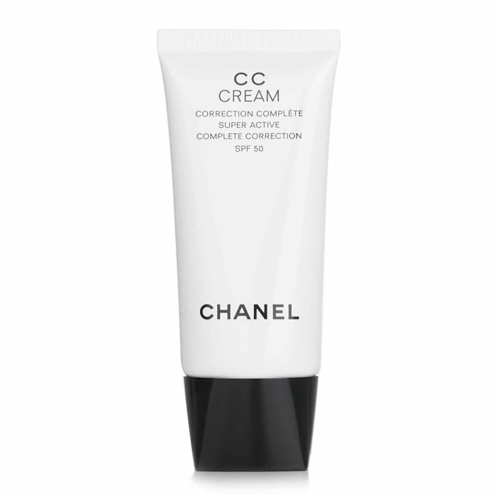 Chanel CC Cream Super Active Complete Correction SPF 50  20 Beige 30ml/1oz Image 1