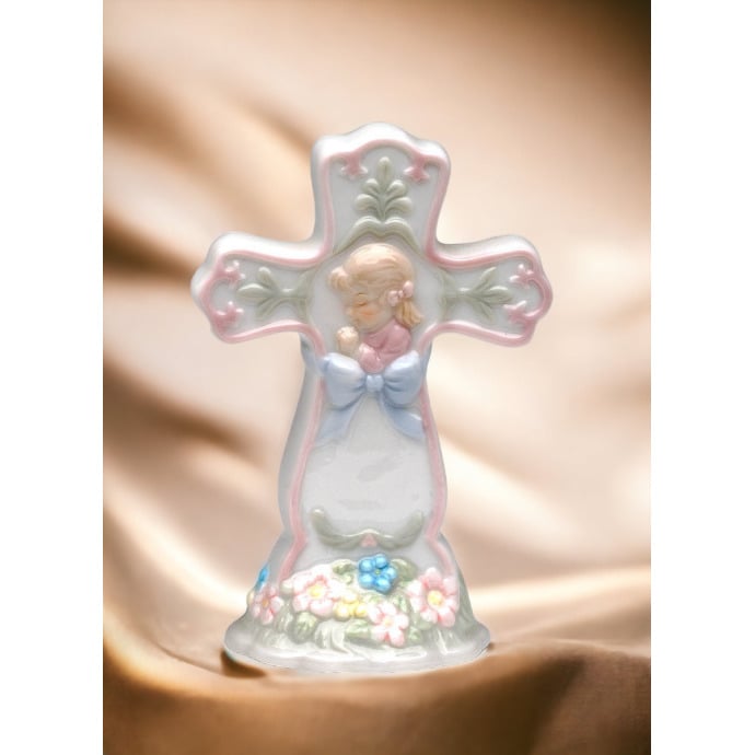 Ceramic Cross Praying Girl Figurine 2.75 Inch Image 2