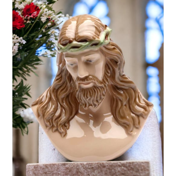 Ceramic Jesus Figurine 4.375in Image 1