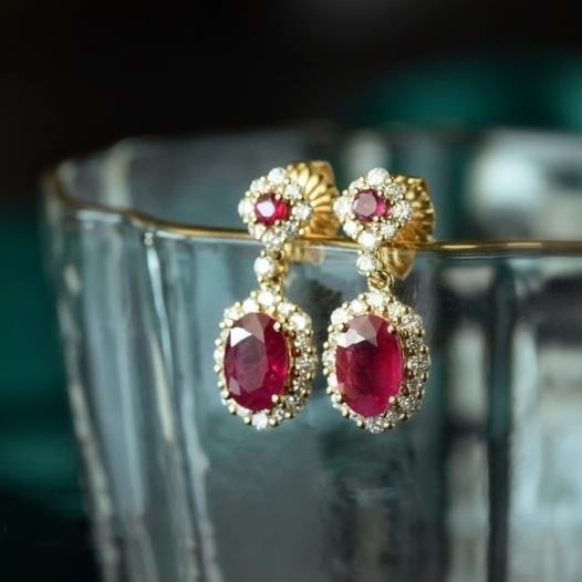 Luxury Ruby earrings female antique silver needle French style earrings palace style exquisite red diamond color Image 1