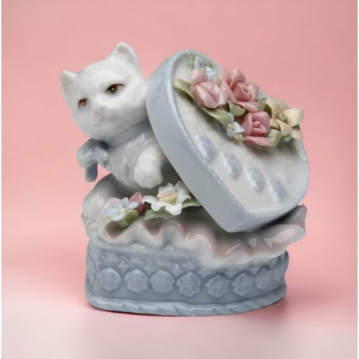 Ceramic Kitten Figurine in Heart Box 2.5in Gift for Cat Image 2