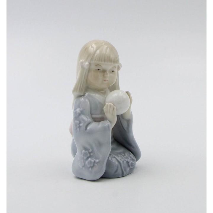 Ceramic Japanese Girl Figurine Kimono Temari Ball 2.5in Gift Image 2