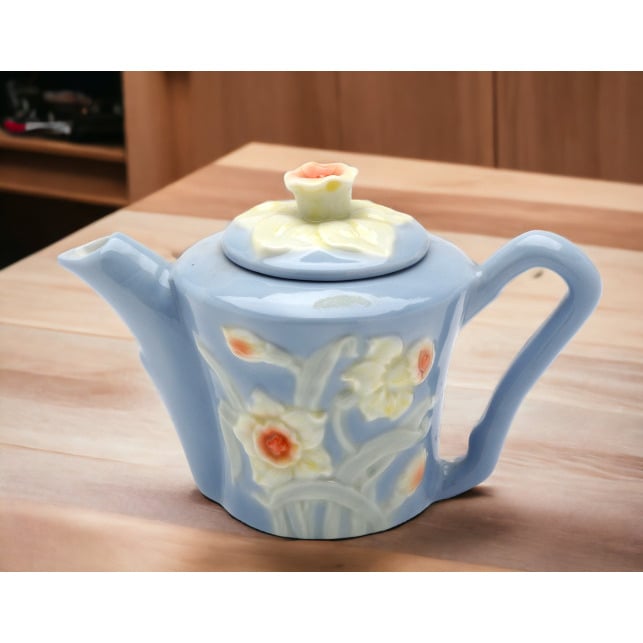 Ceramic Mini Narcissus Flower Teapot Handmade  4.625" Image 2