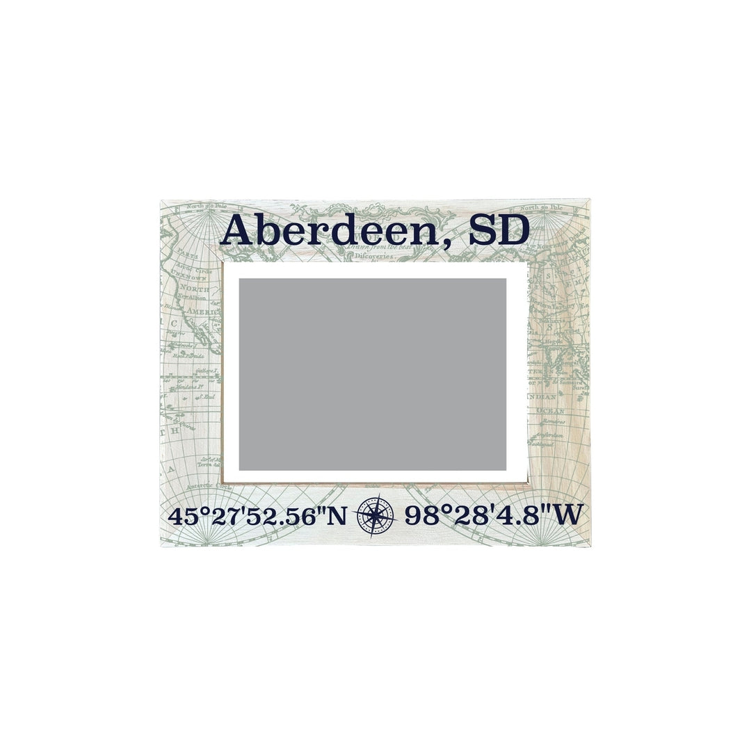 Aberdeen South Dakota Souvenir Wooden Photo Frame Compass Coordinates Design Matted to 4 x 6" Image 1