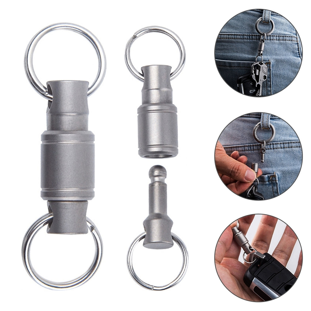 Key Holder Good Weight Buckle Keychain for Home Image 1