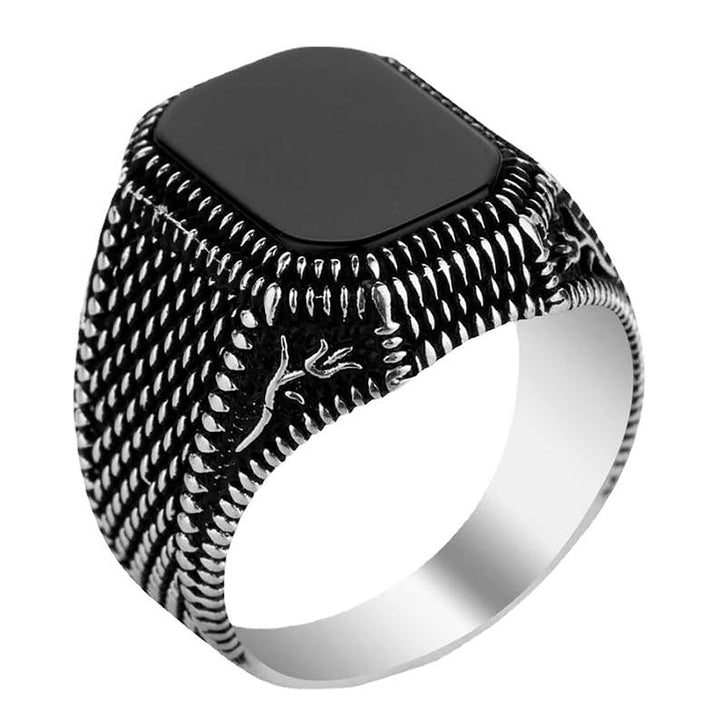 Fashion Ring Comfortable Shining Luxurious Trendy Personality Decorate Alloy Inlaid Black Gem Ring Gift Image 4