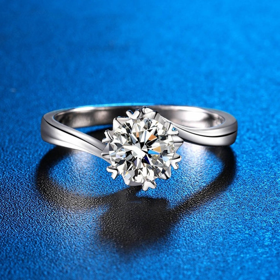 Finger Ring Shiny Rhinestone Ring Jewelry Accessory Image 1