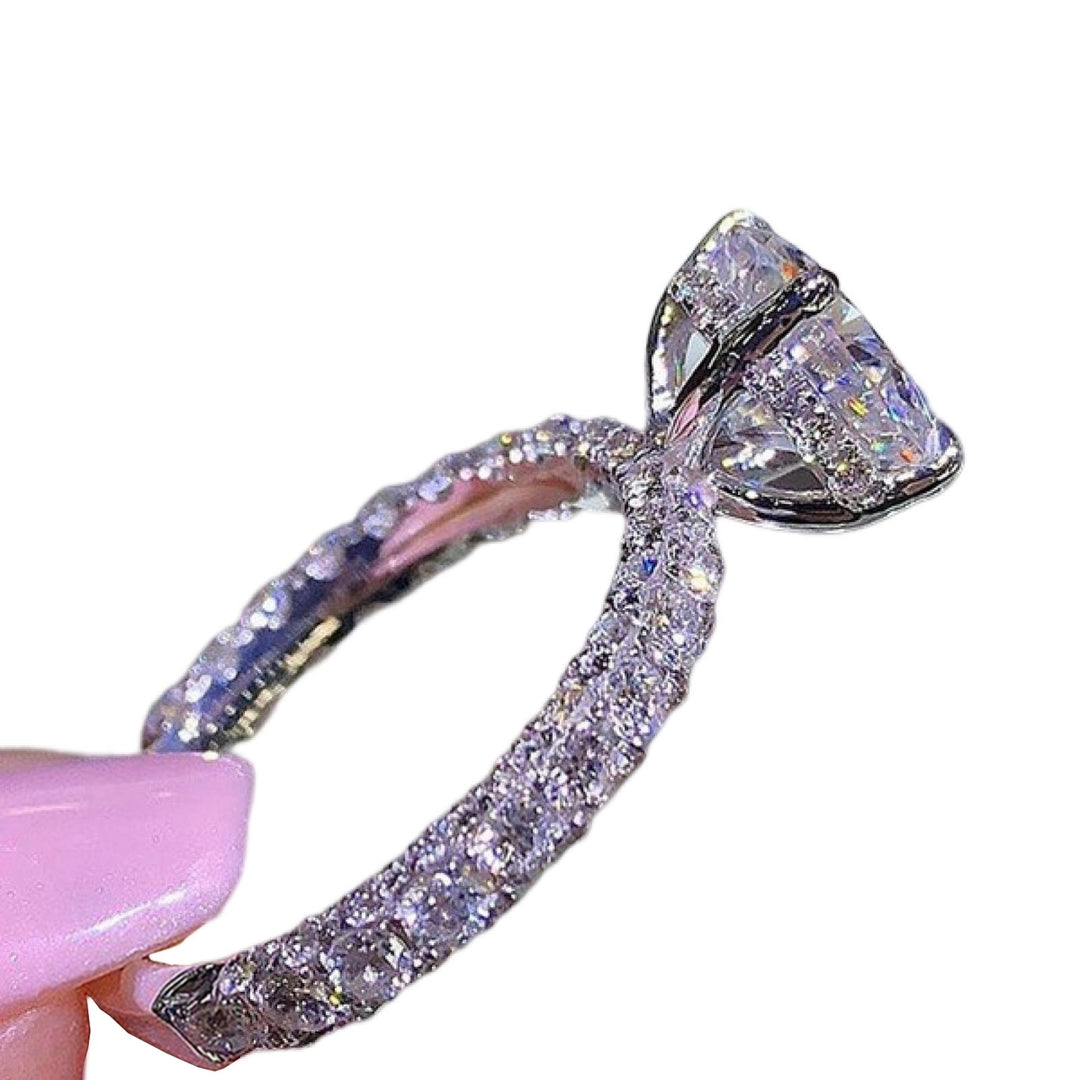 Women Ring Shining Rhinestone Geometric High Polished Eye-catching Decoration Hypoallergenic Finger Ring Wedding Image 9