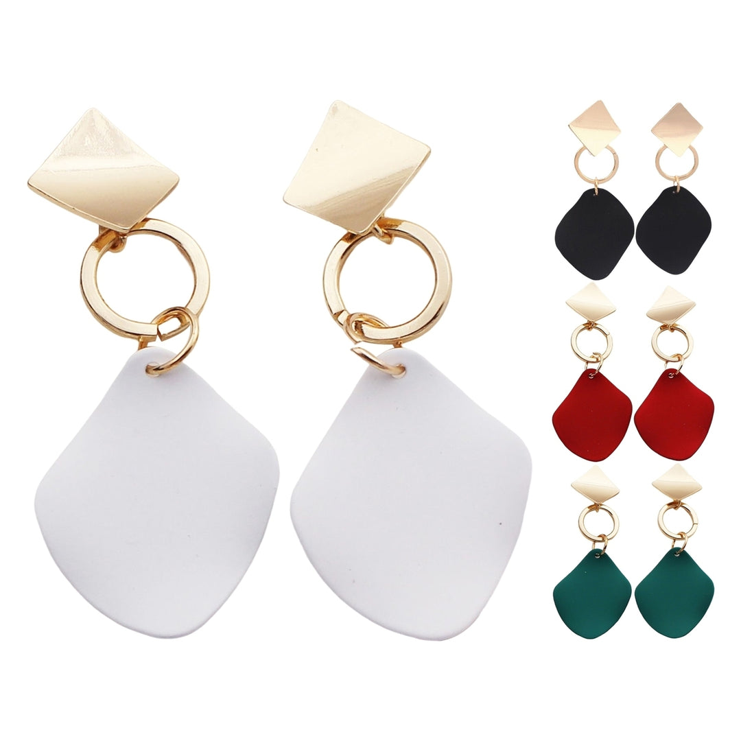 1 Pair Women Dangle Earrings Contrast Color Rhombus Shape Alloy Durable Drop Earrings Lady Accessory Image 1