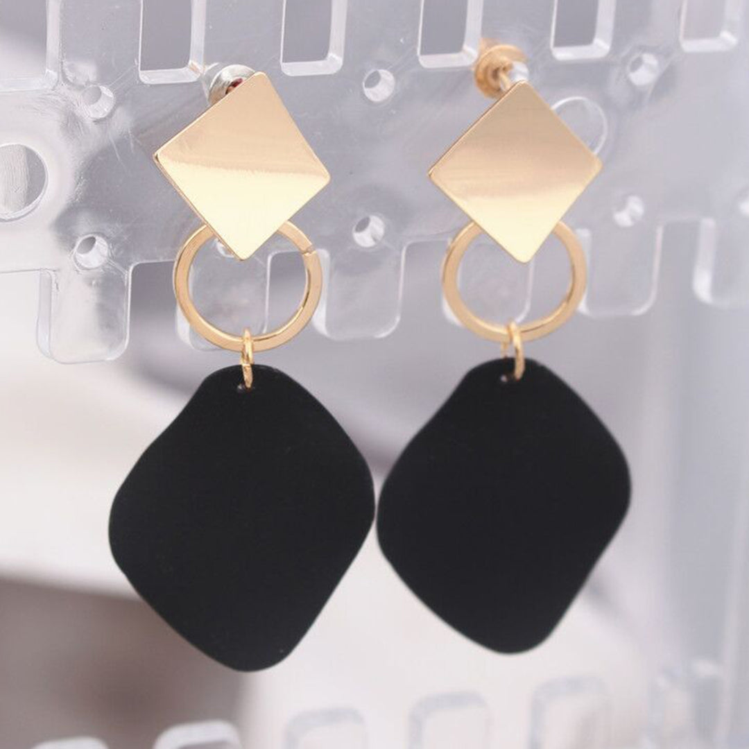 1 Pair Women Dangle Earrings Contrast Color Rhombus Shape Alloy Durable Drop Earrings Lady Accessory Image 8