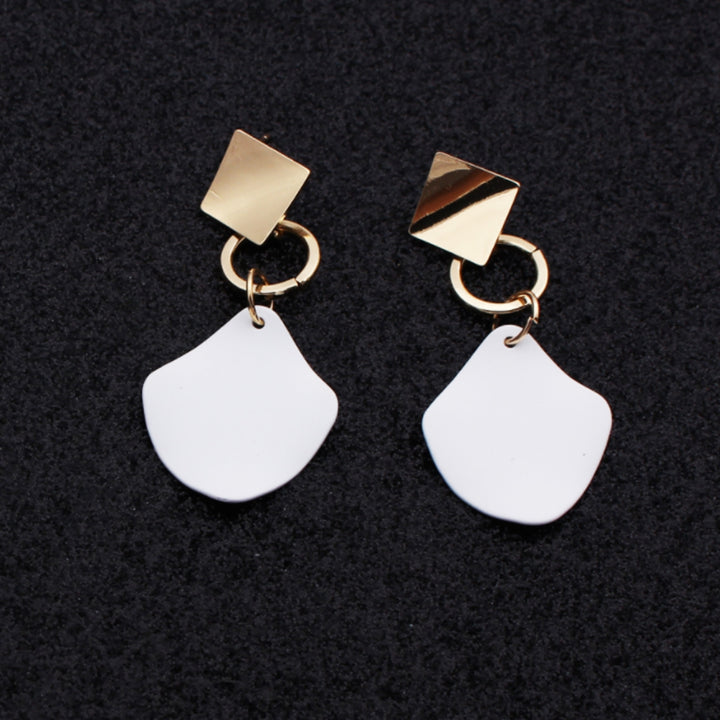 1 Pair Women Dangle Earrings Contrast Color Rhombus Shape Alloy Durable Drop Earrings Lady Accessory Image 11