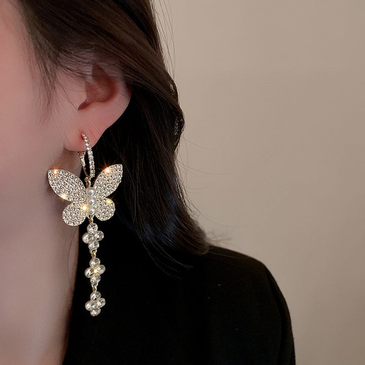 1 Pair Women Hook Earrings Exquisite Imitation Pearl Shiny Rhinestone Butterflies Shape Hanging Earrings Female Jewelry Image 3